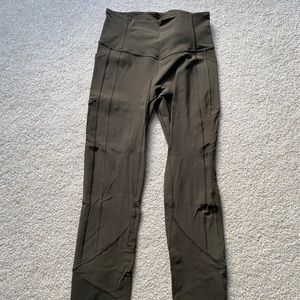 Lululemon all the right places crop